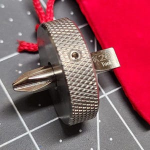 Short Stubby Screwdriver, Compact Pocket Doubled Ended Screwdriver with Phillips and Flat Head, Stainless Steel, Knurled grip