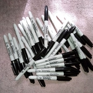 36 Sharpie Black Fine Point, Tip Permanent Markers, Pens, 1884739