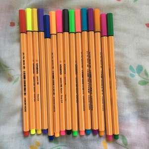 Stabilo "Never Bleed or Smear" Calligraphy Fine Tip 15 Markers, Pens; 0.4mm, Tip, Point; 15 Color Pens; Bible Study Journaling Diary Pens