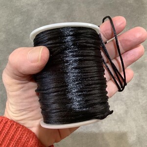 2 mm zwart nylon satijnen koord, zijdezacht glad rattail koord ketting koord sieraden maken armbanden, kettingen, lanyards, sleutelhangers, kralen