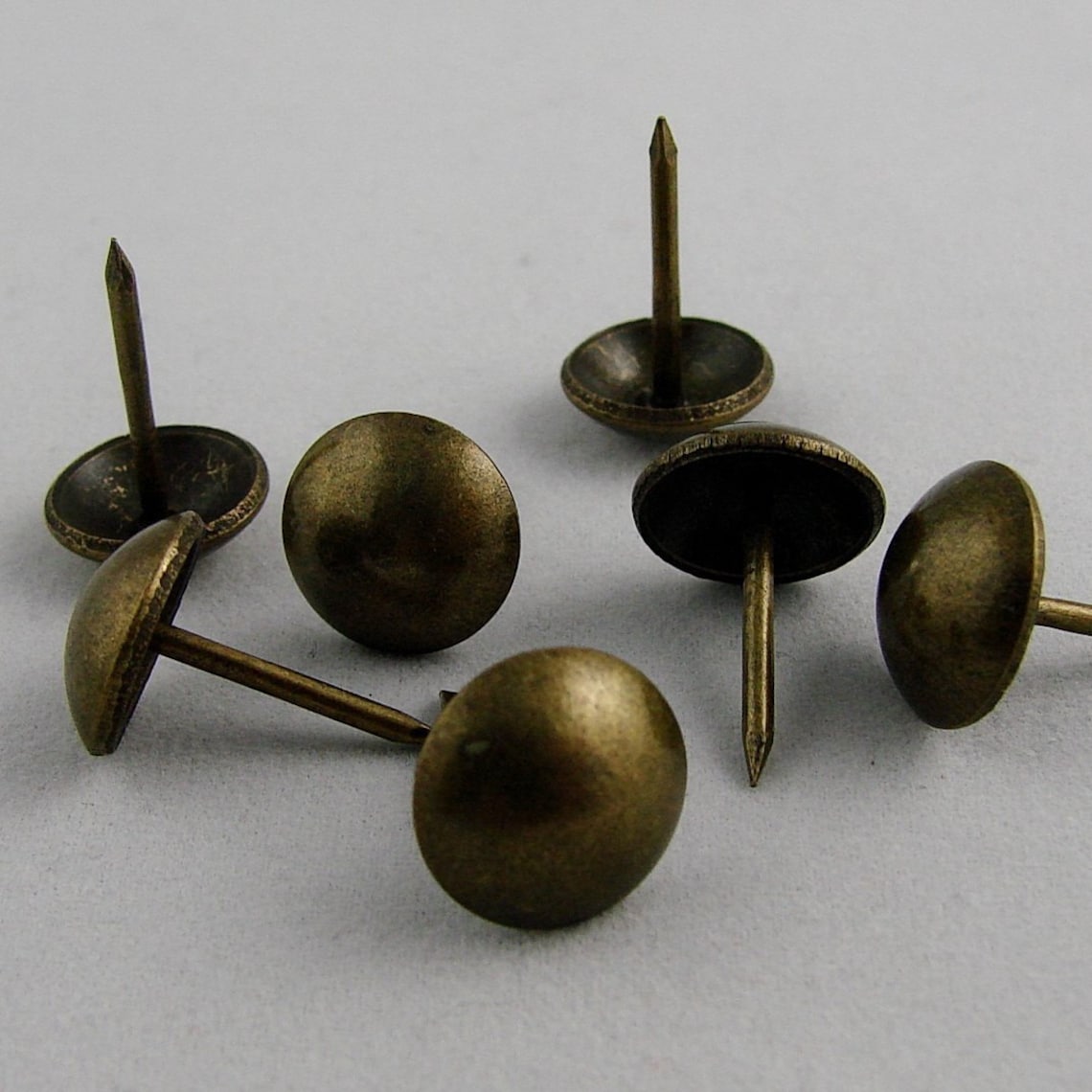100 Vintage Upholstery Tacks Upholstery Nails decotacks Etsy