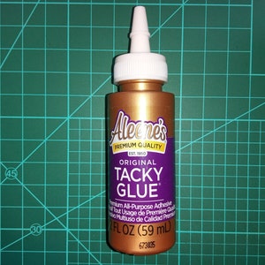 Aleene&#39;s Original Tacky Glue, All Purpose Adhesive 2 Ounce 59mL, 15600