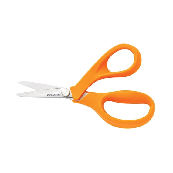 Fiskars RazorEdge Fabric Scissors - 9 Heavy Duty Fabric Shears with  Ergonomic Handle - Orange