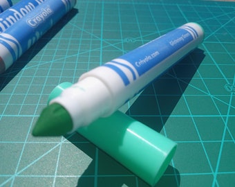 CRAYOLA Rotuladores Lavables Para Ventanas – Set De 8 Colores, Ideales Para Decorar Espejos Y Superficies Acristaladas