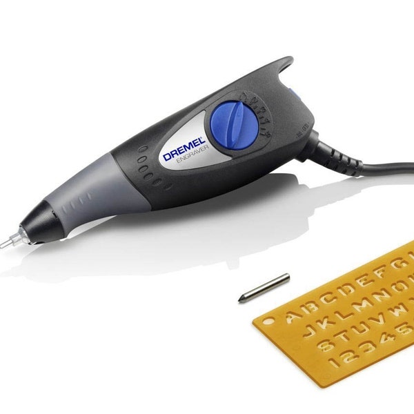Incisore Dremel da 0,2 Ampere, 7.200 colpi al minuto, per metallo, vetro, legno, plastica e ceramica, include modello per incisione di lettere e numeri