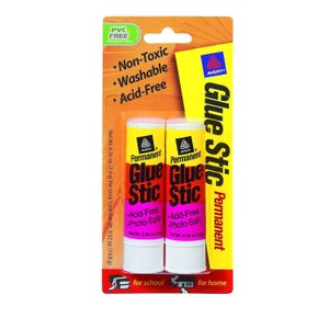 2/PCS 0.26oz Permanent Glue Sticks Washable for Paper Crafts Art Work School Kids Office Fabric Scrapbooking Card Making Adhesive