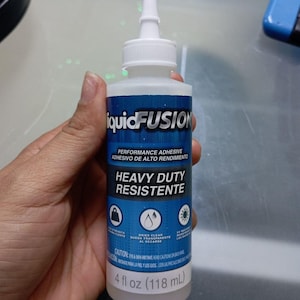 Clear Urethane Adhesive, 4 Ounce, Aleene's Liquid Fusion 35252, for Rhinestones, Gems, and Embellishments