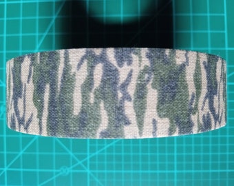 Green Camo, Camouflage Patern Tape, Waterproof; 1 inch, 2.5cm Wide; 27 yards, 25m Camo, Hockey, Duct Tape