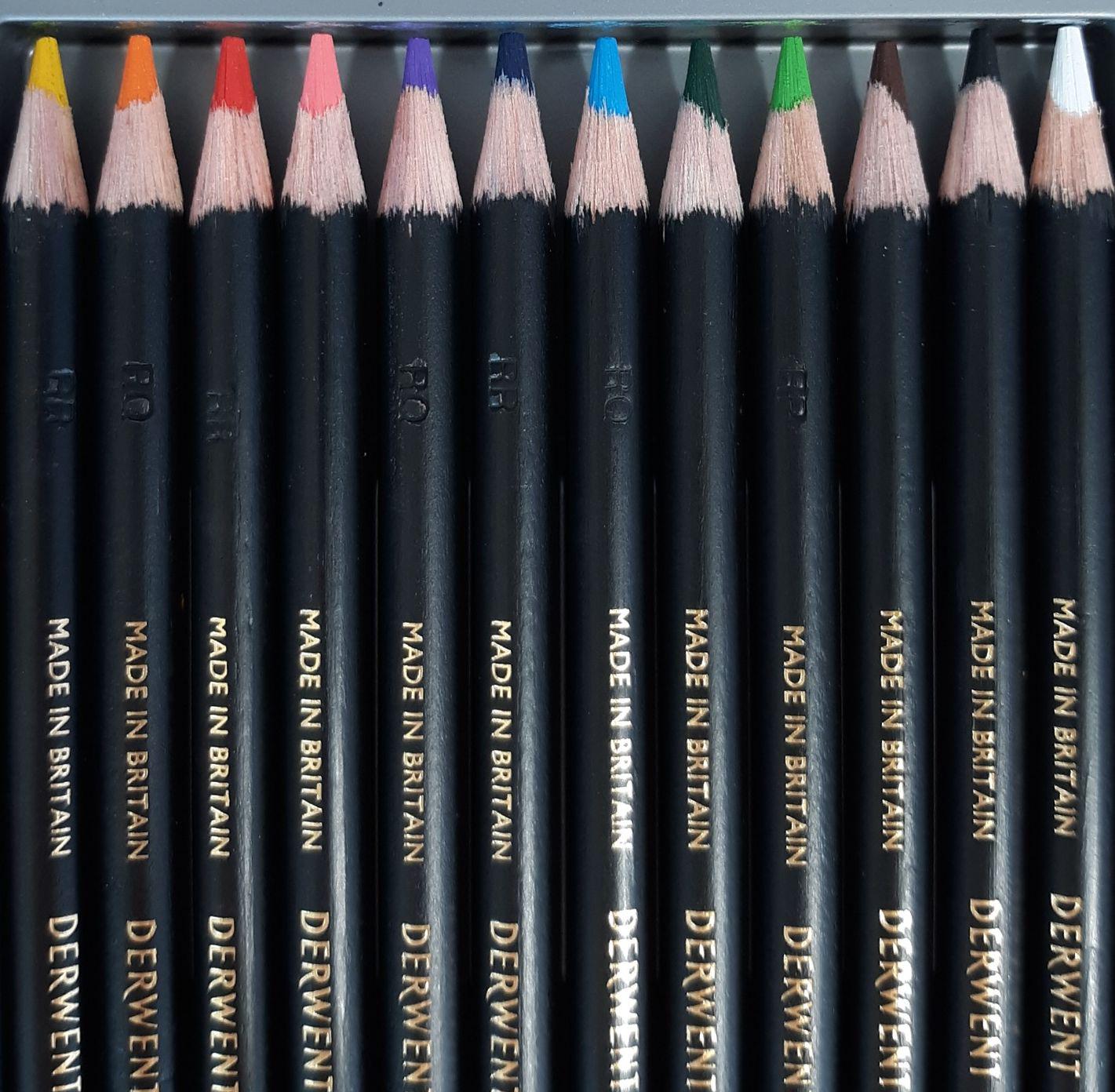 ダーウェント　クロマフロー　色鉛筆 Amazon.co.jp: 【国内正規品】Derwent ダーウェント 油性色鉛筆