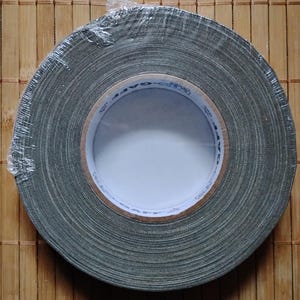 Ruban adhésif de 2,5 cm olive terne, résistant à la chaleur de qualité professionnelle, non réfléchissant, imperméable, ruban polyvalent, 11 mils d'épaisseur, 55 m de longueur