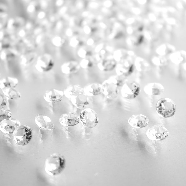 2000 Clear Acrylic Diamonds; 1 Carat, 6.5 mm, Wedding Decorations, Ornaments, Bling, Vase Fillers, Bridal Shower Party Confetti Decorations