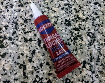 Removable Thread Lock Glue for Nuts, Bolts and Fasteners, Medium Strength Screw Glue, Loctite Threadlocker Blue 242