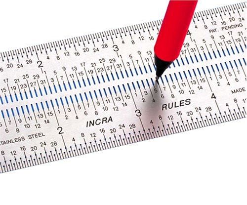 Règle de marquage de précision de 18 pouces avec trous et fentes