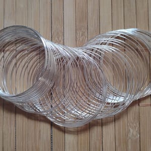 200 Loops Silver Steel Memory Wire, 0.6mm Bangle Bracelet Necklace Jewelry Making 22 Gauge Wire