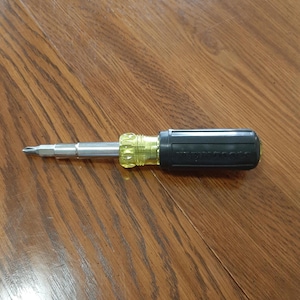 Multi-bit Screwdriver, 11-in-1, 8 Bits, Phillips, Slotted, Torx, Square, 3 Nut Driver Sizes, Cushion Grip Handle; Klein Tools 32500
