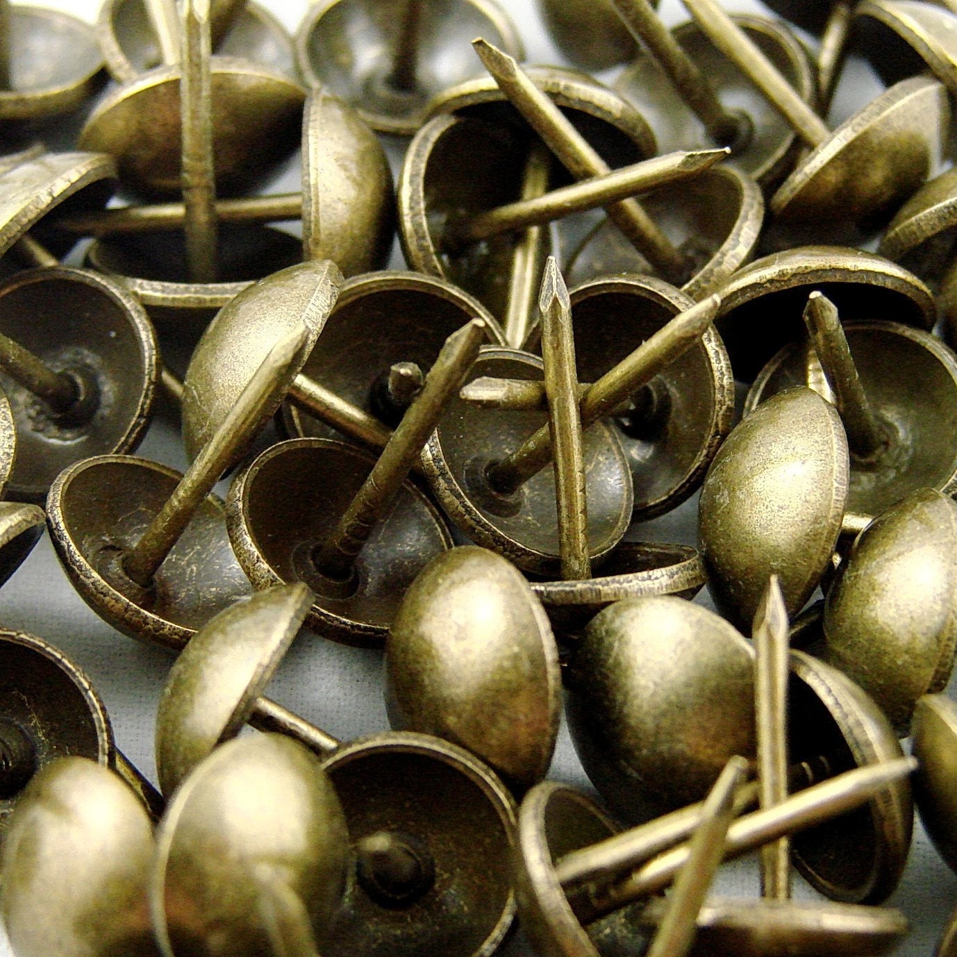 100 Vintage Upholstery Tacks Upholstery Nails decotacks Etsy Canada