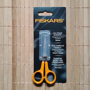 Forbici da cucito Fiskars n. 5, classiche, lame in acciaio inossidabile svedese, 4 7/8 pollici, 12 cm
