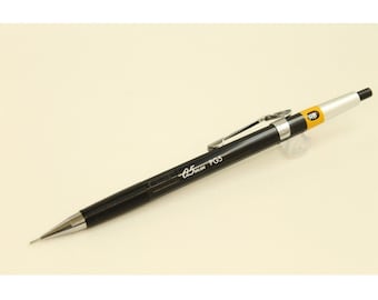 ペンテルP200シリーズメカニカルペンシル4点セット - 0.3 / 0.5 / 0.7 / 0.9mm DELFONICSが別注した製図用シャープペンシル「P200」シリーズが発売