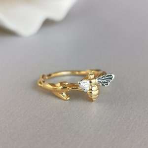 16G Silver and Gold Bee Conch Earring Dainty 12MM Twist Silver Conch Hoop Conch Ring Minimalist Ear Piercing Jewelry Gold Twig Orbital Hoop