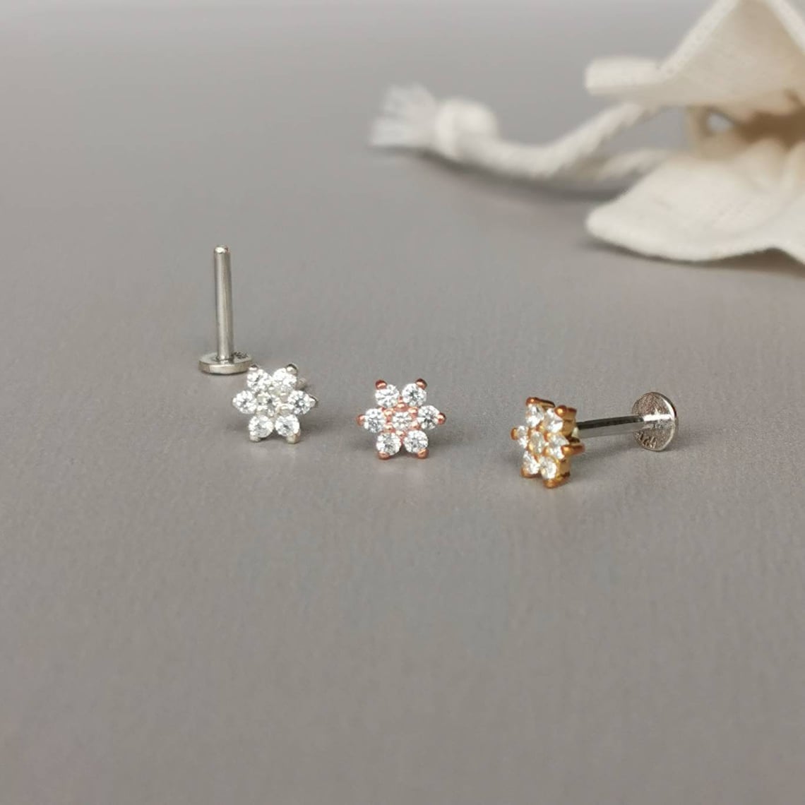 CZ Daisy Flower Helix Earring Threadless Push Pin Cartilage Etsy