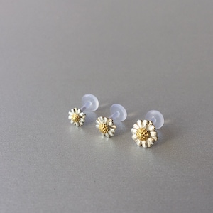 16G Daisy Flower Spirale Ohrring April Birthflower Tragus Stud Tiny Knorpel Piercing Conch Push in Pin Flat Back Bioflex Labret Post