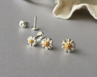 16G 18G Small Daisy Helix Earring Tiny Flower Tragus Stud Small