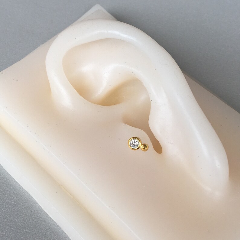CZ with Ball Tragus Earring Helix Earring Cartilage Piercing Helix piercing Labret Piercing Conch piercing Medusa Piercing Tragus Stud 16G