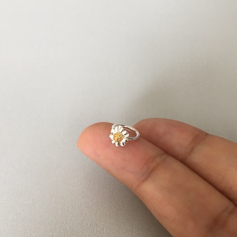 Mini Hoop 6 Mm Daisy Tragus Hoop Earring Helix Hoop Piercing Etsy