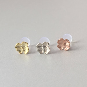 16G Dainty Clover Helix Earring Silver Cartilage Stud Flower Tragus Piercing Minimalist Conch Jewelry Push Pin Flat Back Bioflex Labret Post