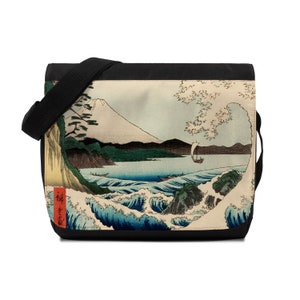 Japonés Ukiyo-e Messenger Bag Woodblock Art Hiroshige Edo Wave Mount Fuji Hermosa caligrafía Mujeres Hombres Impreso Cross Body Bolso de hombro