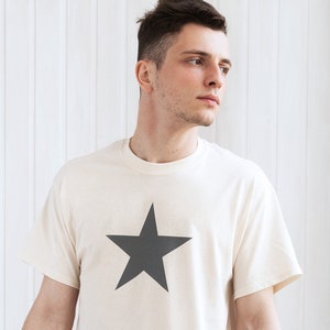 Star T Shirt Minimalist Abstract Geometric Streetwear Skater Fashion Retro 90s 80s 70s Y2K Graphic Design Printed Tee T-Shirt Mens Womens image 1