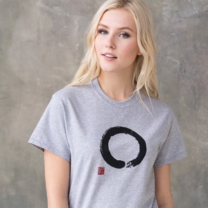 Japanese Calligraphy T Shirt - Enso Circle Japan Buddhism Buddhist Yoga Zen Inspirational Mindfulness Meditation Womens Mens Printed Tee