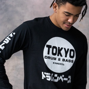 Tokyo Drum & Bass Long Sleeve T Shirt Japanese Writing Sleeve Print 174 BPM Junglist Synthesizer Synth Graphic Printed Mens Womens Japan Tee