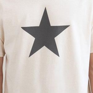 Star T Shirt Minimalist Abstract Geometric Streetwear Skater Fashion Retro 90s 80s 70s Y2K Graphic Design Printed Tee T-Shirt Mens Womens image 2