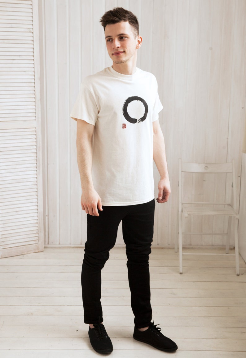 Japanisches T-Shirt Enso Circle Japan Kalligraphie Buddhismus Buddhismus Buddhismus Zen Kampfsport Inspiration ästhetischer Kausal Siebdruck Tee Bild 3