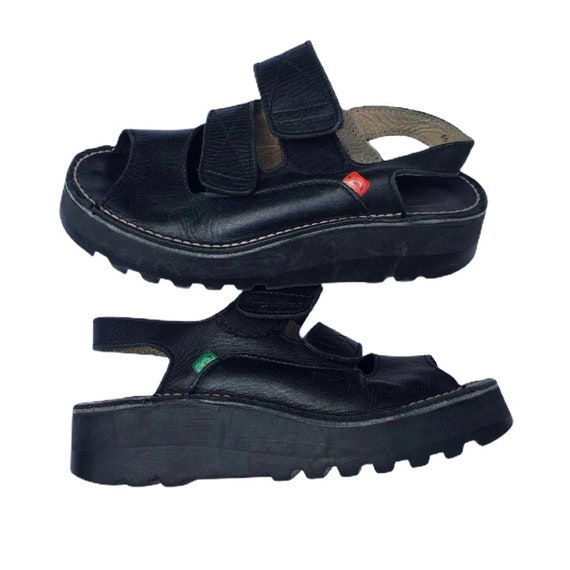Vintage 90s Kickers Platfroms Black Leather Sandal