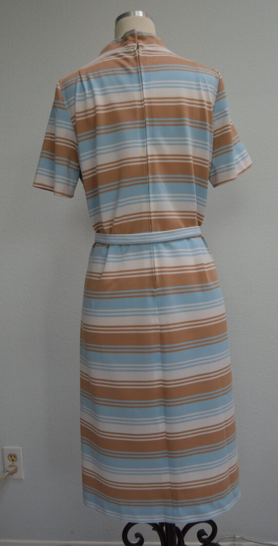 Casual Day Dress - image 2