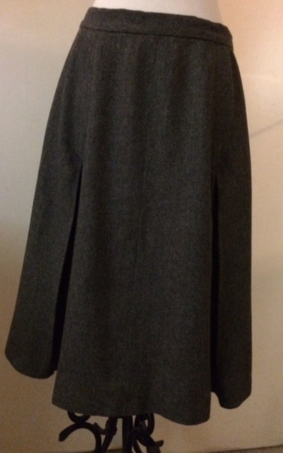 Classic Pleated Grey Skirt - image 1