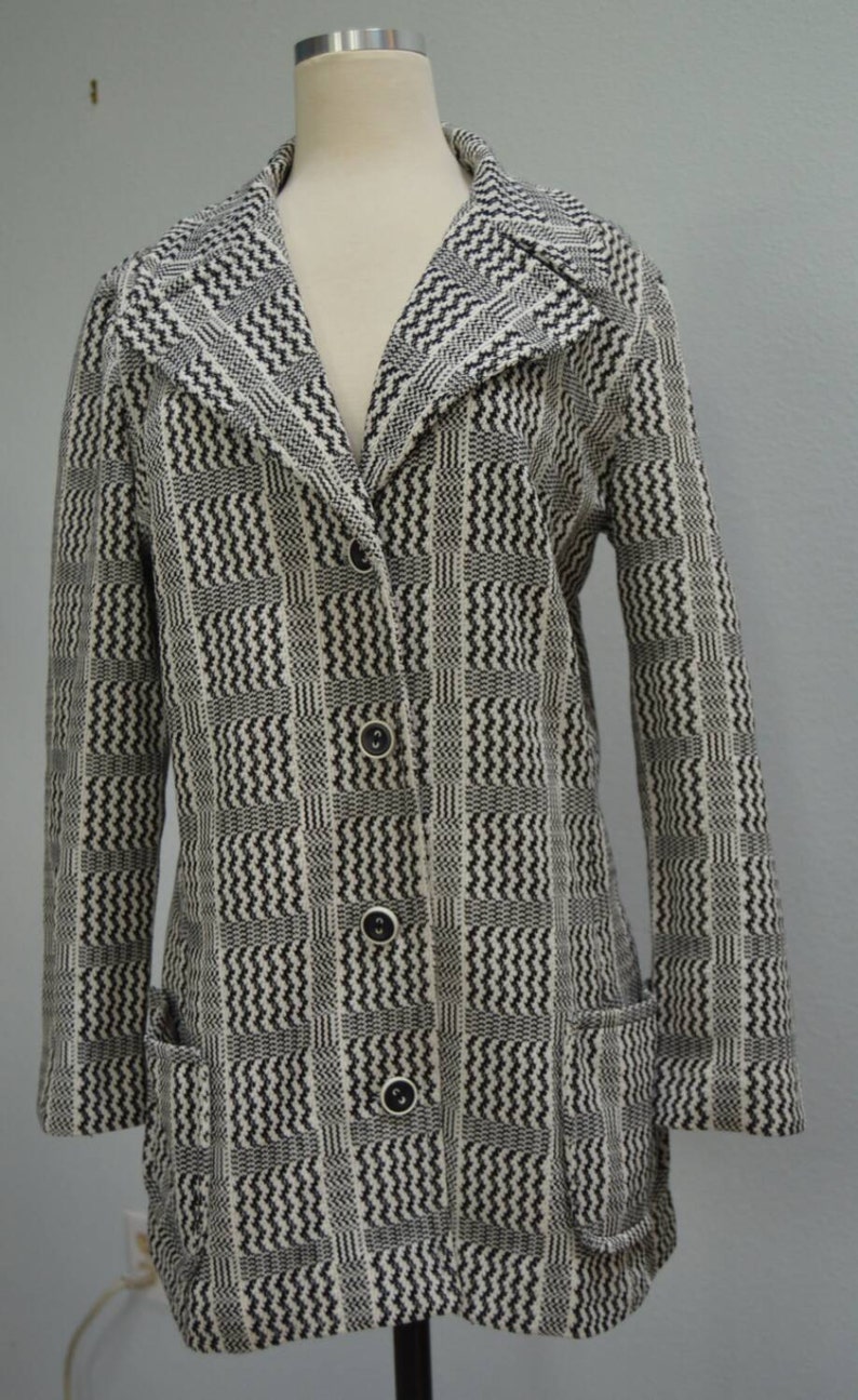 BlackWhite Patterned Jacket /& Skirt Suit