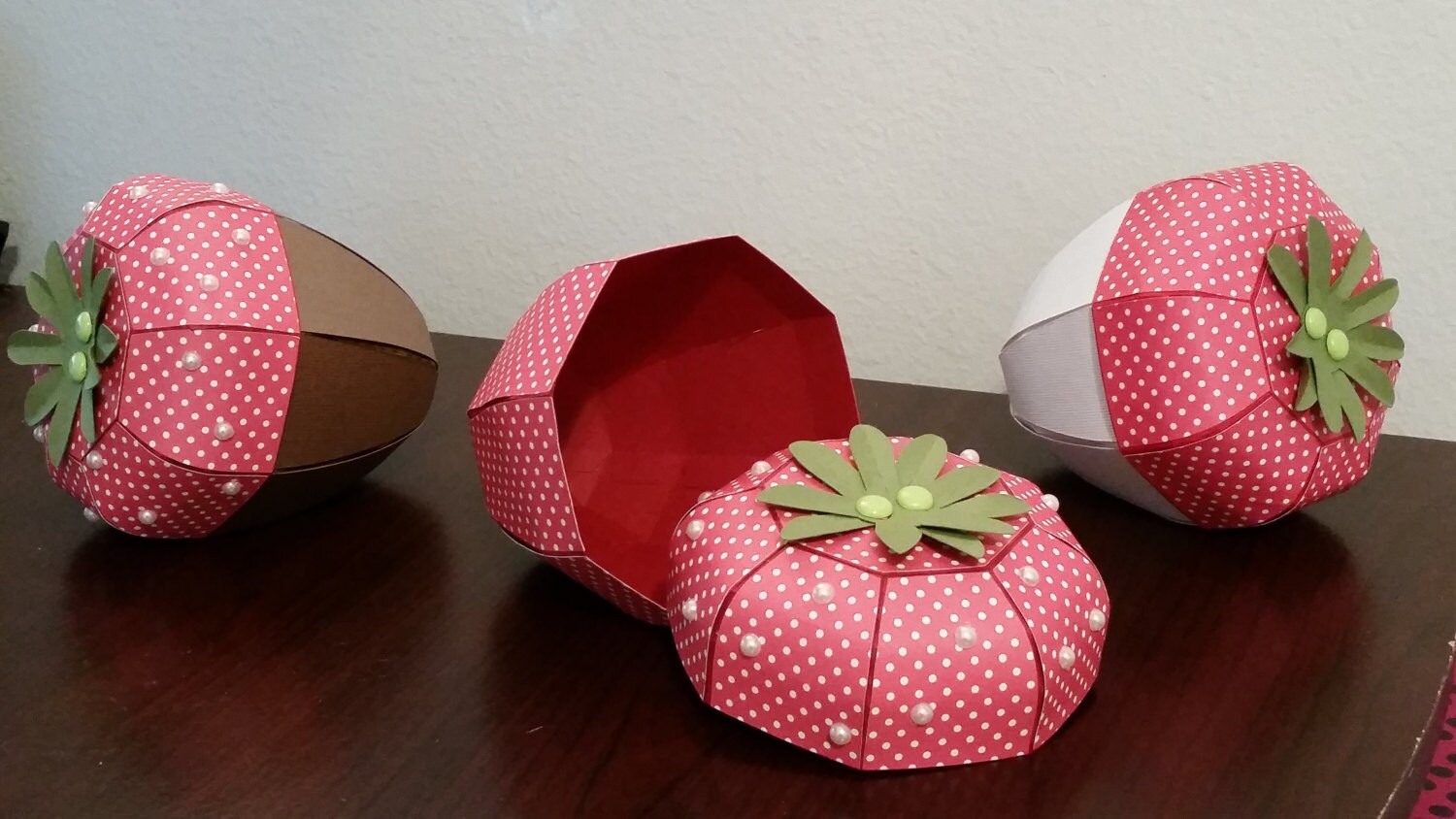 Strawberry Favor Box/Valentine's Day Gifts/Strawberry Etsy