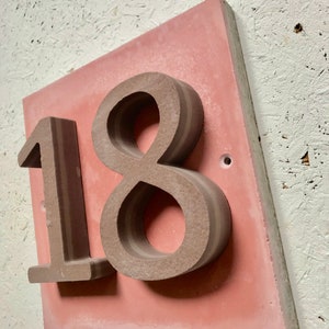 Hausnummer aus Sandstein 2-stellig 20x20cm, Schriftart calibri Bild 8