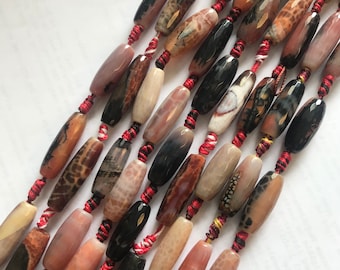Frie Agate (22-28)x(8-10)mm Faceted Oval Gemstone Beads -15.5"