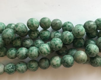 Natural Chinese jade 8mm Round Gemstone Beads--15.5 inch strand