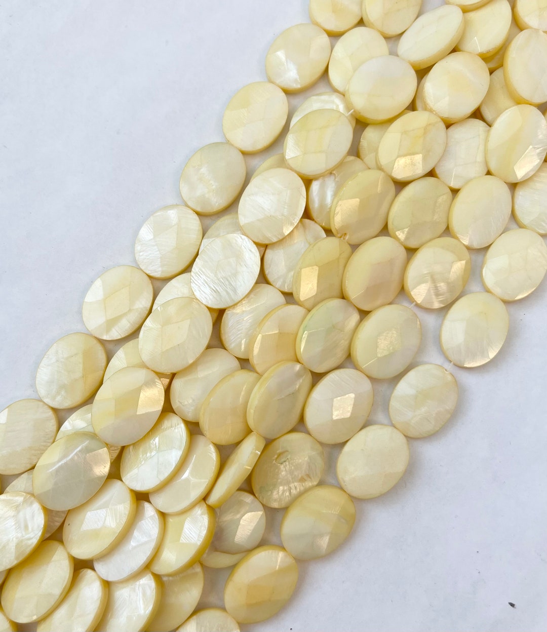 Yellow Shell 18x13x4mm 20x15x5mm Faceted Flat Oval Shell Bead -15.5 ...