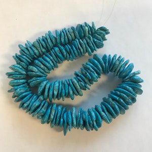 In vendita perlina di pietra preziosa naturale turchese graduata (8-32) x (3-8) mm - filo da 15,5 pollici