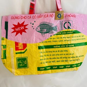 Eco-Art XL Large 'Fishy Fun' Tote Bag, Recycled plastic reusable farmers market grocery bucket pink fish w yellow