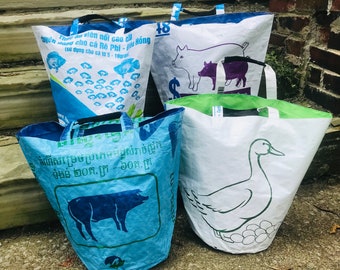 Recycled Eco-Art Medium Bucket Tote, handheld, upcycled plastic rice bags & feed sacks, farmers market shopping bag, trash basket storage
