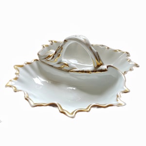 Antique divided porcelain dish with handle, antique lobster dish, 1900s, 1910s, Victorian