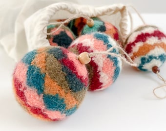 Felted Crochet Christmas Ornament Pattern