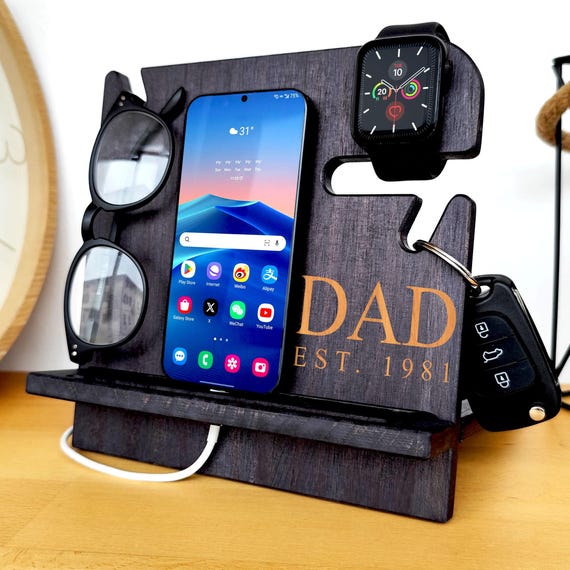 Personalized Phone Holder, Wooden Docking Station, Wood Anniversary Gift, Gift for Him, Husband, Dad, Christmas, Birthday, Father's Day Gift